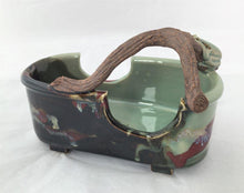 Load image into Gallery viewer, Ceramic Frog Handled Basket
