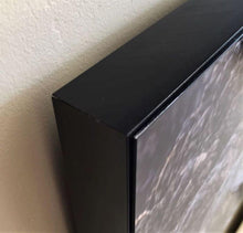 Load image into Gallery viewer, Crane in Wing