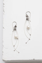 Load image into Gallery viewer, Tickle earrings, in red garnet or freshwater pearl
