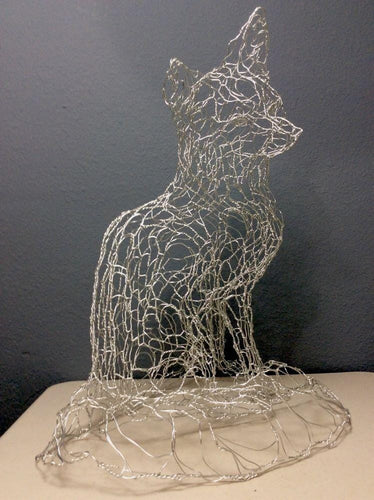 Silver Fox sculpture in aluminum wire 